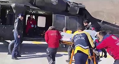 Kalp krizi geçiren hasta için sikorski helikopter havalandı