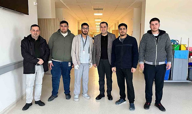 Kamuya atanan gençlerle bir araya geldi