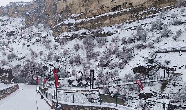 Kar, Urartu mağaralarında kartpostallık görüntüler oluşturdu