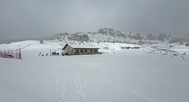 Karabük'te kar yağışı etkili oluyor