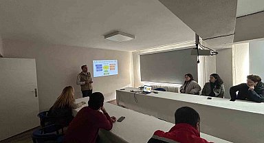 Karpuzlu ve Yenipazar'da üreticiler tarım sigortaları hakkında bilgilendirildi