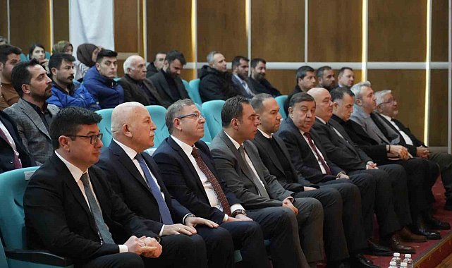 Kars'ta Enerji Dönüşümü Paneli düzenlendi