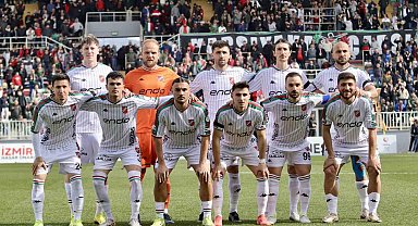 Karşıyaka, üst üste iki hafta evinde