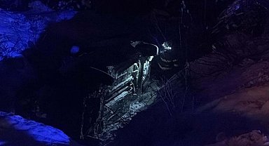 Kastamonu'da şarampole yuvarlanan otomobildeki 4 kişi yaralandı