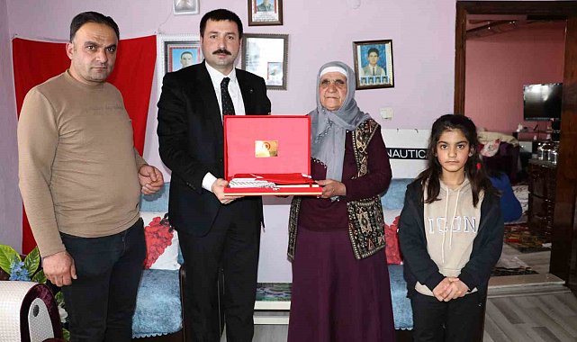 Kaymakam Karali şehit ailesini ziyaret etti