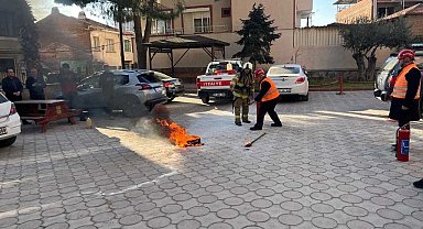 Kaymakamlık binasında yangın ve tahliye tatbikatı gerçekleştirildi