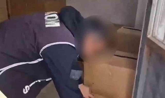 Kayseri'de 209 bin 400 dal doldurulmuş makaron ele geçirildi