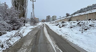 Kayseri'de kar yağışı etkili oldu