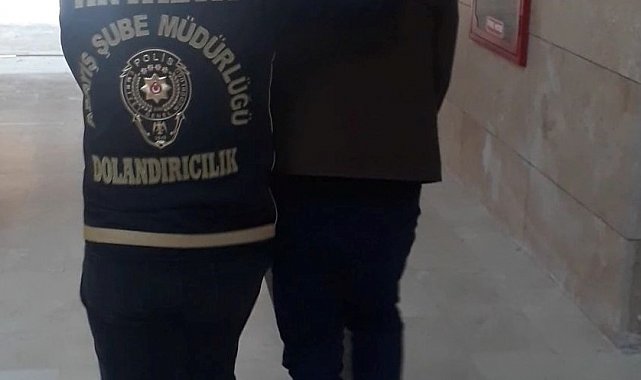 Kendisini MİT görevlisi olarak tanıtıp yarım milyonluk vurgun yaptı