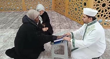 Kenyalı kadın Müslüman oldu