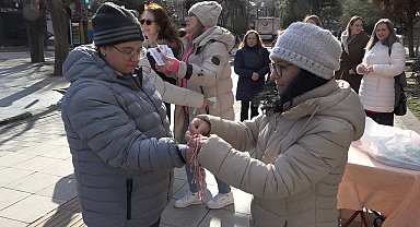 Kırklareli'nde marteniçka bileklikle kansere dikkat çektiler