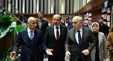 KKTC Cumhurbaşkanı Ersin Tatar, Fatih Merkez Kütüphanesi'ni ziyaret etti