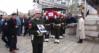 Kore Gazisi son yolculuğuna uğurlandı