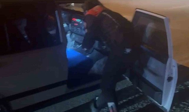 Kovalamacada aracını bırakıp kaçan şahıs yakalandı