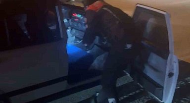 Kovalamacada aracını bırakıp kaçan şahıs yakalandı