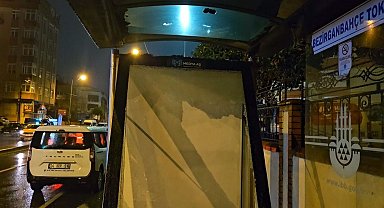 Küçükçekmece'de kız meselesi yüzünden silahlı kavga