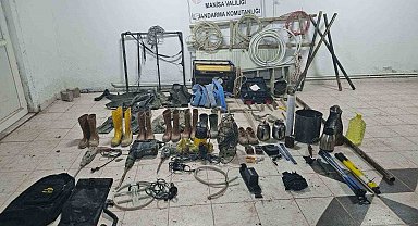 Kula'da kaçak kazıya jandarma engeli