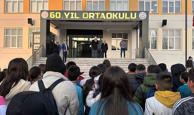 Kulu'da 7 bin 600 öğrenci ders başı yaptı