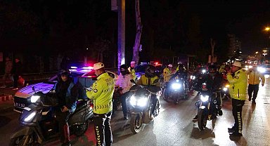 Kural tanımayan motosikletlilere ceza yağmuru