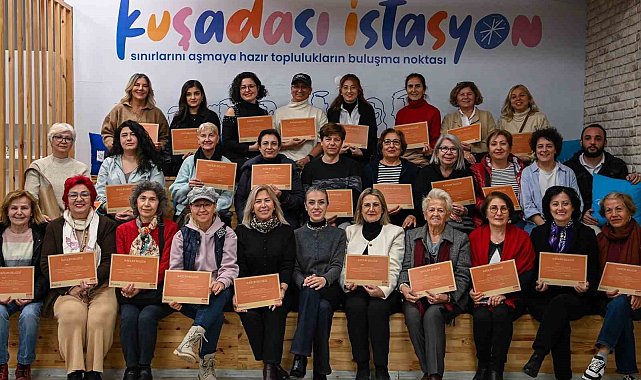 Kuşadası Belediyesi'nden kadınlara internet ve teknoloji eğitimi