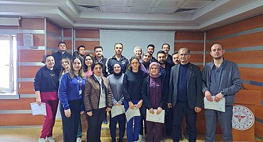 Kütahya'da 'Acil Hemşireliği Sertifikalı Eğitim Programı' tamamlandı