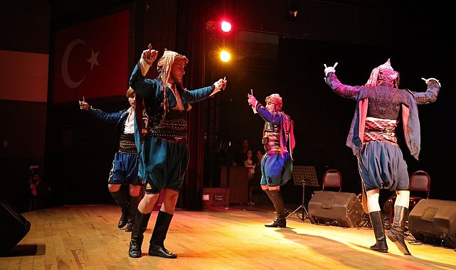 Kütahya'da "Sanat Gecesi"ne ilgi