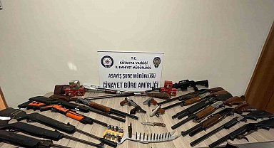 Kütahya'da sosyal medya magandalarına eş zamanlı operasyon