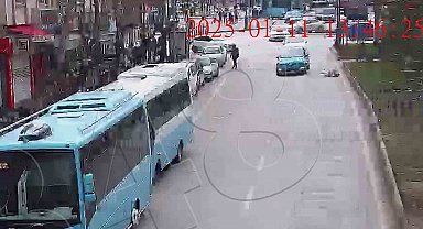 Kütahya'daki trafik kazaları kameralara yansıdı