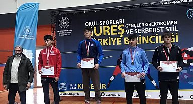 Kütahyalı güreşçi Said Ada Türkiye Şampiyonu oldu