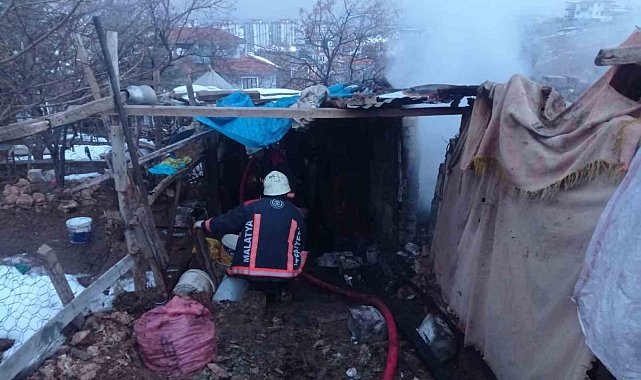 Malatya'da ahır yangınında 25 küçükbaş hayvan telef oldu