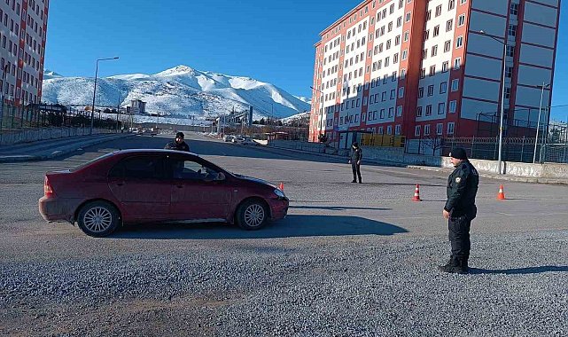 Malatya'da okul ve yurt çevrelerinde güvenlik denetimleri sürüyor