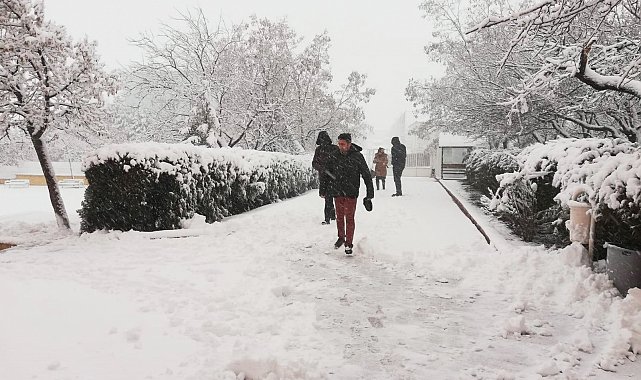 Malatya'nın yüksek kesimlerde kar kalınlığı yarım metreye ulaştı