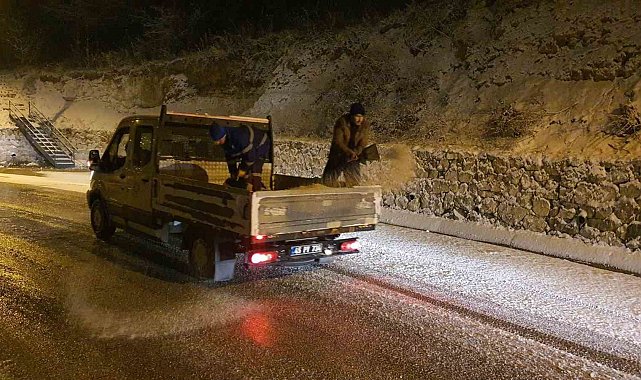 Manisa'da kar yağışı etkili oldu