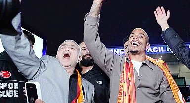 Mario Lemina, İstanbul'a geldi