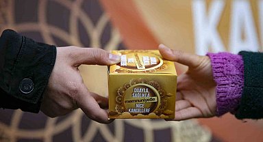 Mersin'de Berat Kandili'nde 15 bin kandil simidi dağıtıldı