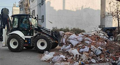 Mersin'de inşaat atıkları temizleniyor