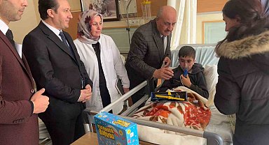 Minik kalplardan yürek ısıtan hareket