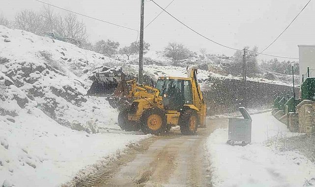 Mudanya Belediyesi'nden kar mesaisi