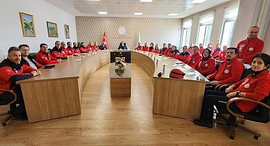 Müdür Yılmaz, AKUB ekibi ile bir araya geldi