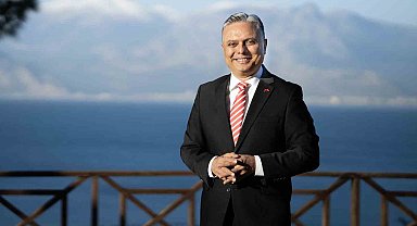 Muratpaşa Belediye Başkanı Ümit Uysal'dan Cumhurbaşkanı adaylığı sinyali