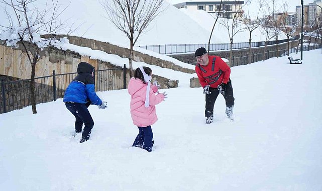 Muş'ta okullar 1 gün tatil edildi