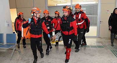 Nilüfer Belediyesi'ndeki tatbikat yangını gerçeği aratmadı