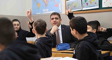 Öğrencilere Vali sürprizi