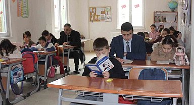 Öğrencilere yönelik kitap okuma teşviki sürüyor