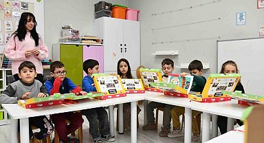Okul öncesi öğrencilere eğitim seti desteği