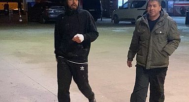 Önce bıçakla yaraladılar, sonra tüfekle tehdit edip gasp ettiler