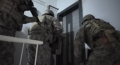 Operasyon anı kamerada: Suç örgütü böyle çökertildi