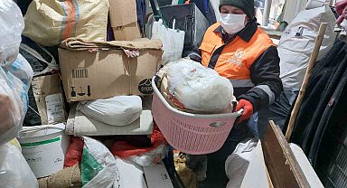 Ordu'da bir evden 10 kamyonet çöp çıkartıldı