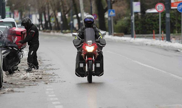 Ordu'da kar nedeniyle motosiklet ve motokuryelerin trafiğe çıkışı yasaklandı