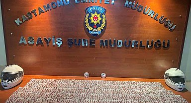 Polis ekiplerinin 'dur' ihtarına uymayan sürücü uyuşturucu ile yakalandı